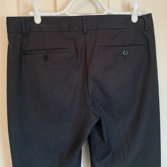 $10 Pants! Joe Fresh - Size 6 - Picture 2 of 4